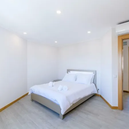 Blue Horizon Rocha بورتيماو